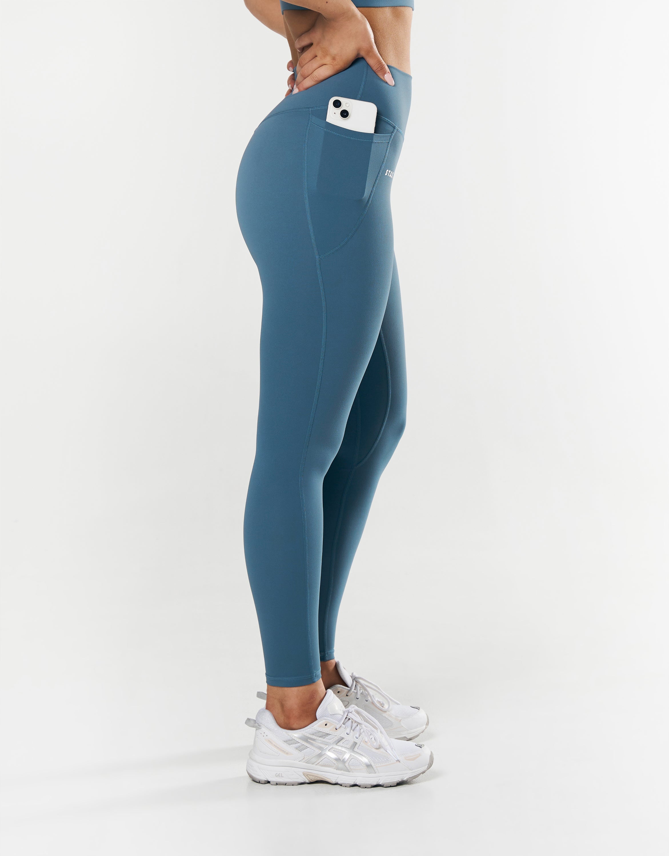stax-phone-pocket-full-length-tights-nandex-dark-blue