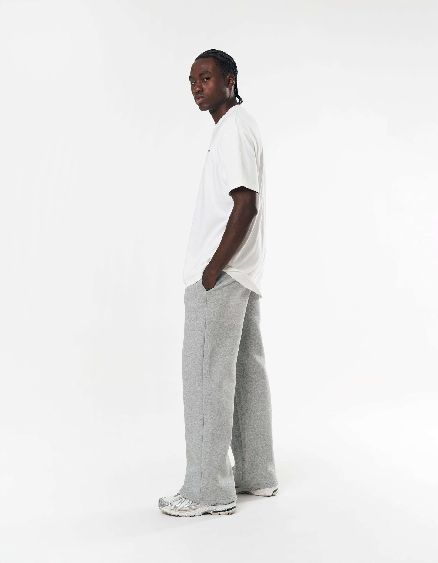 Classic Straight Leg Jogger - Dark Grey Marle