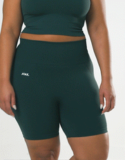 Premium Seamless Midi Bike Shorts - Forest