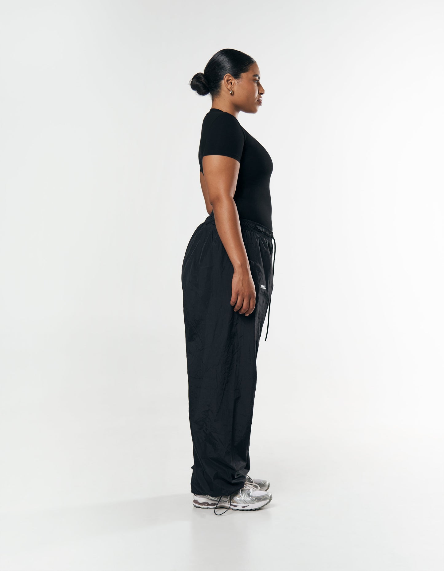 AW Womens Tee - Black/ White