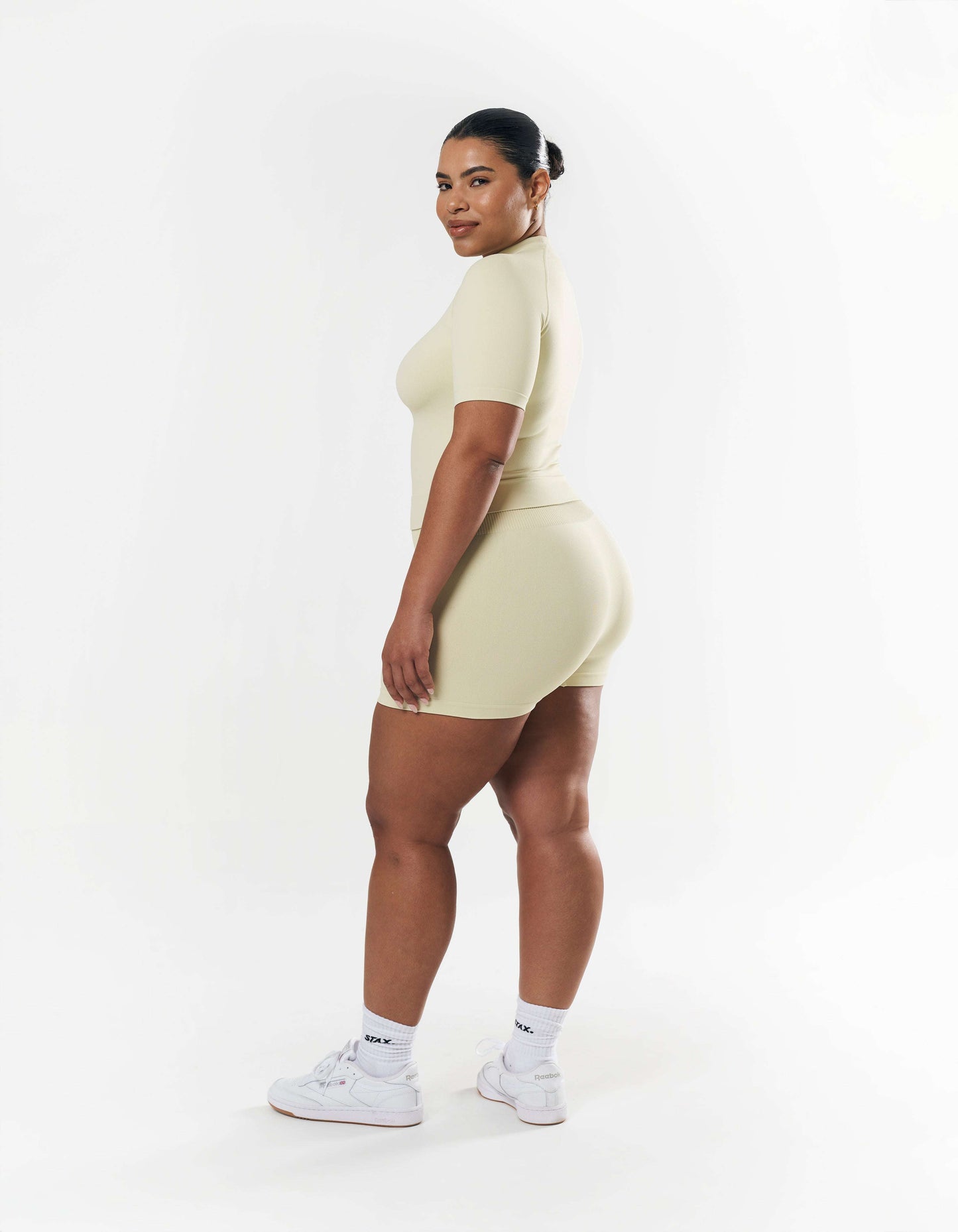 Premium Seamless Mini Bike Shorts - Vanilla Essence