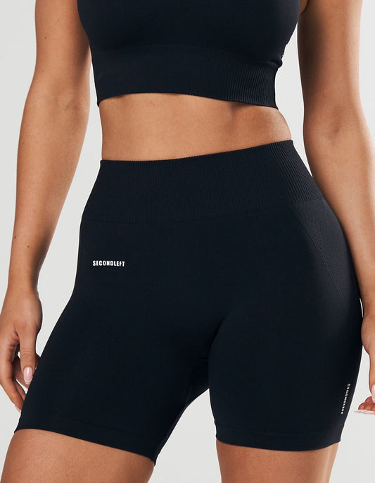 Seamless Midi Biker Shorts - Black