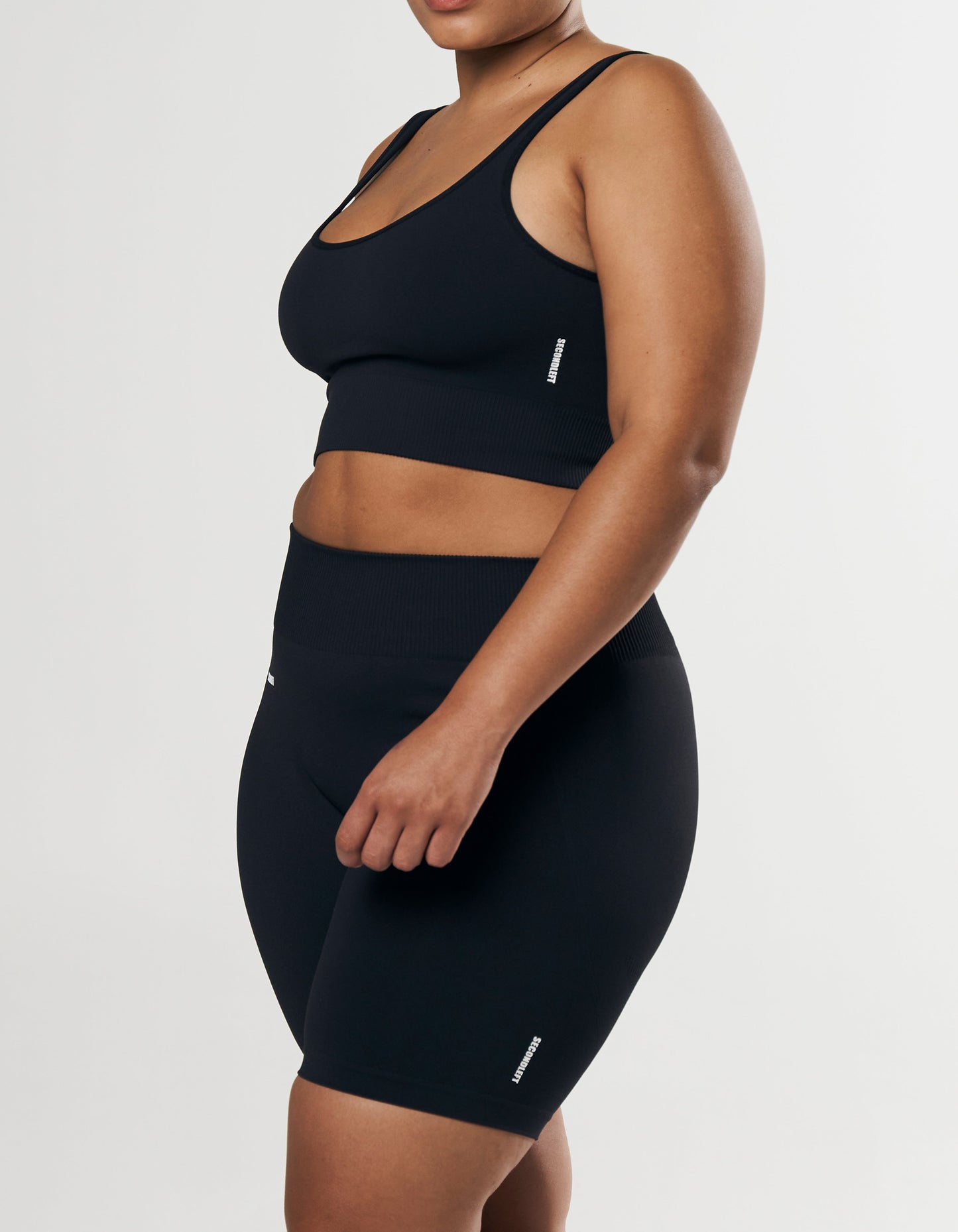 Co Activewear - Seamless Low back Crop third image
