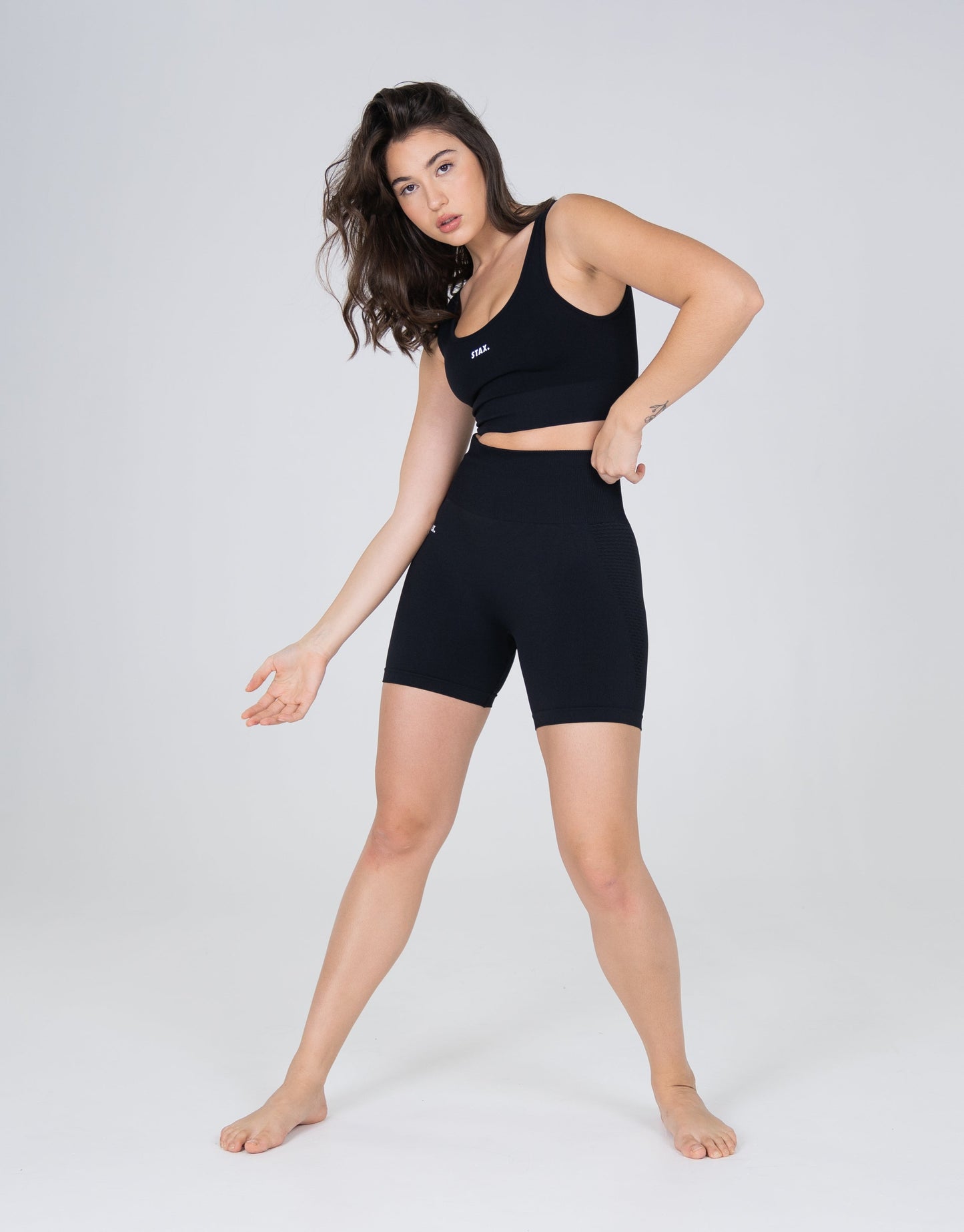 Co Activewear - Premium Seamless V6 Low Back Crop fourth image