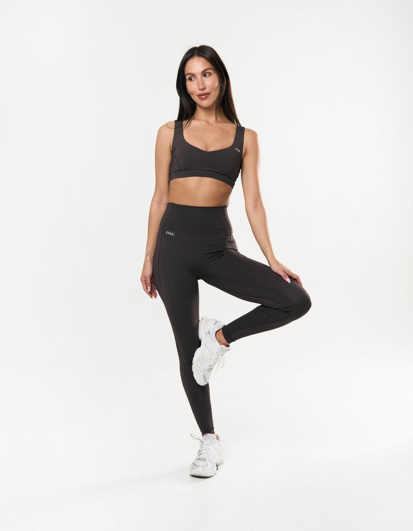 Sports Crop Astryx - Truffle