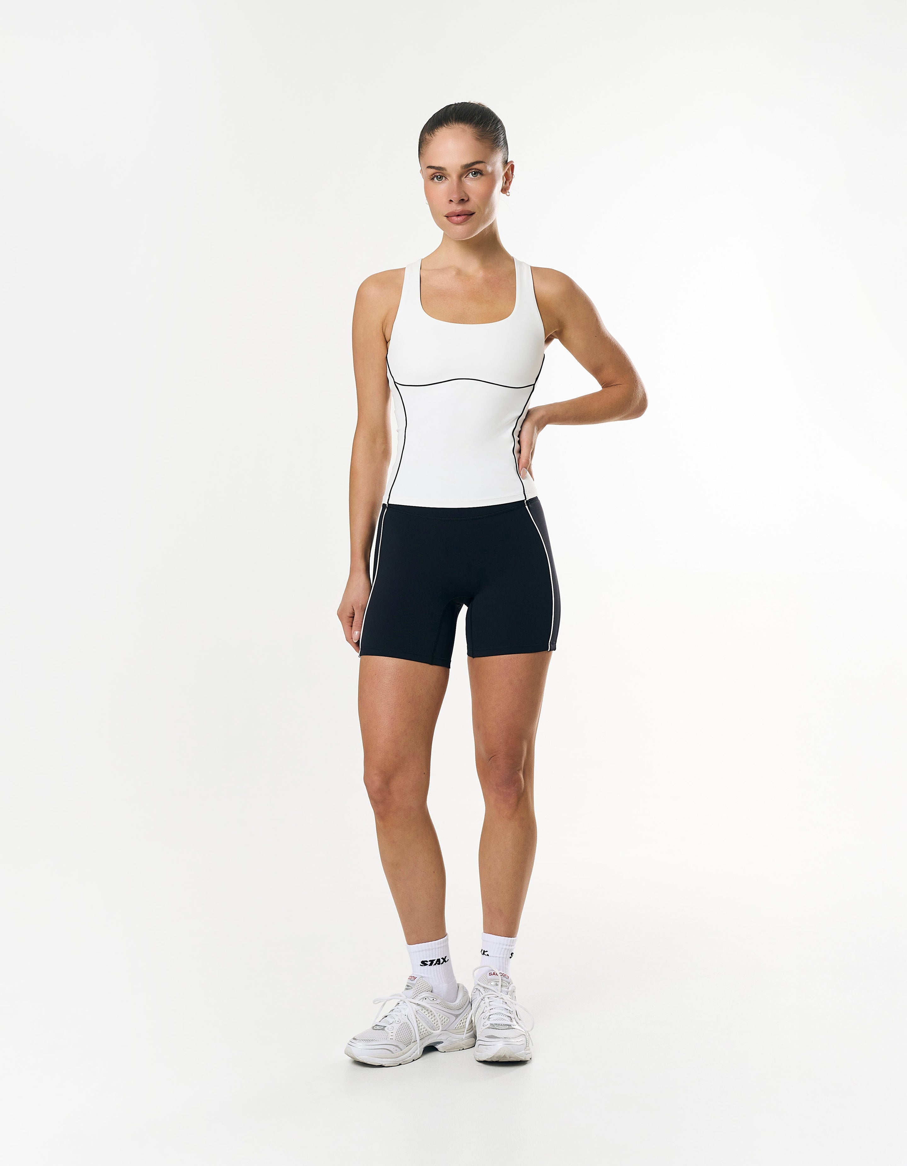 Contour Midi Bike Shorts Airlyte - Orca