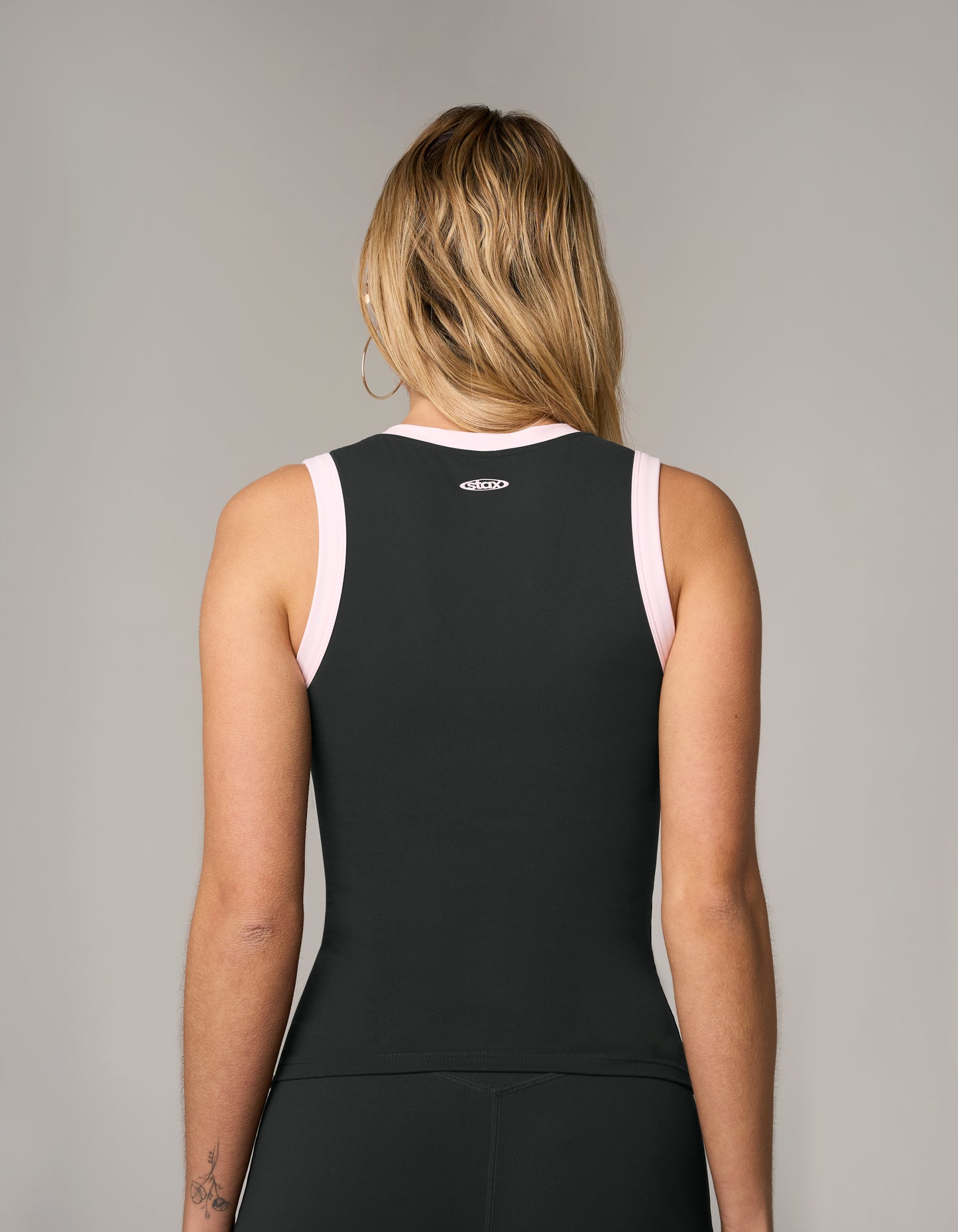 Cue V Neck Tank NANDEX™ - Shadow