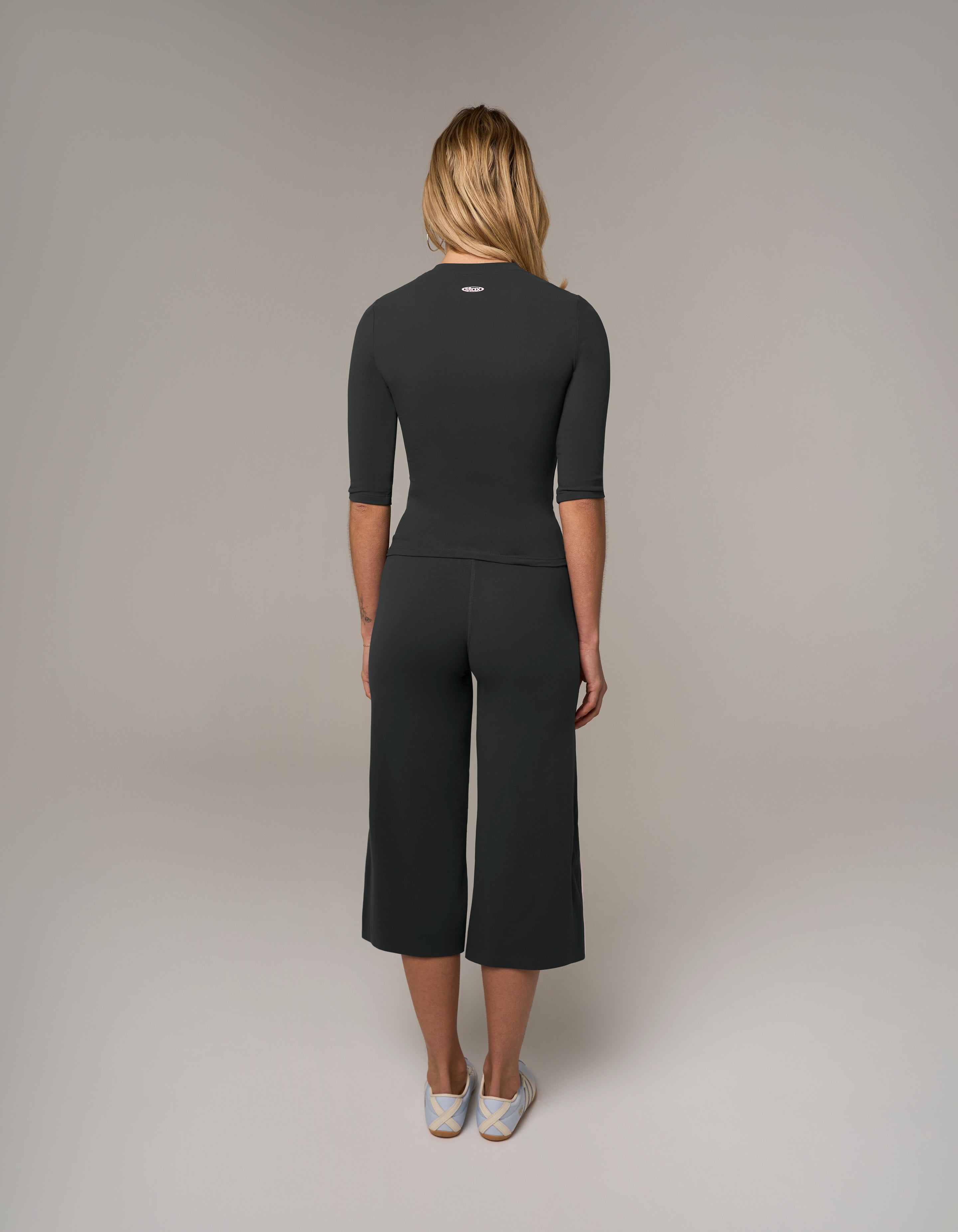 Warm-Up Capri Pants NANDEX™ - Shadow