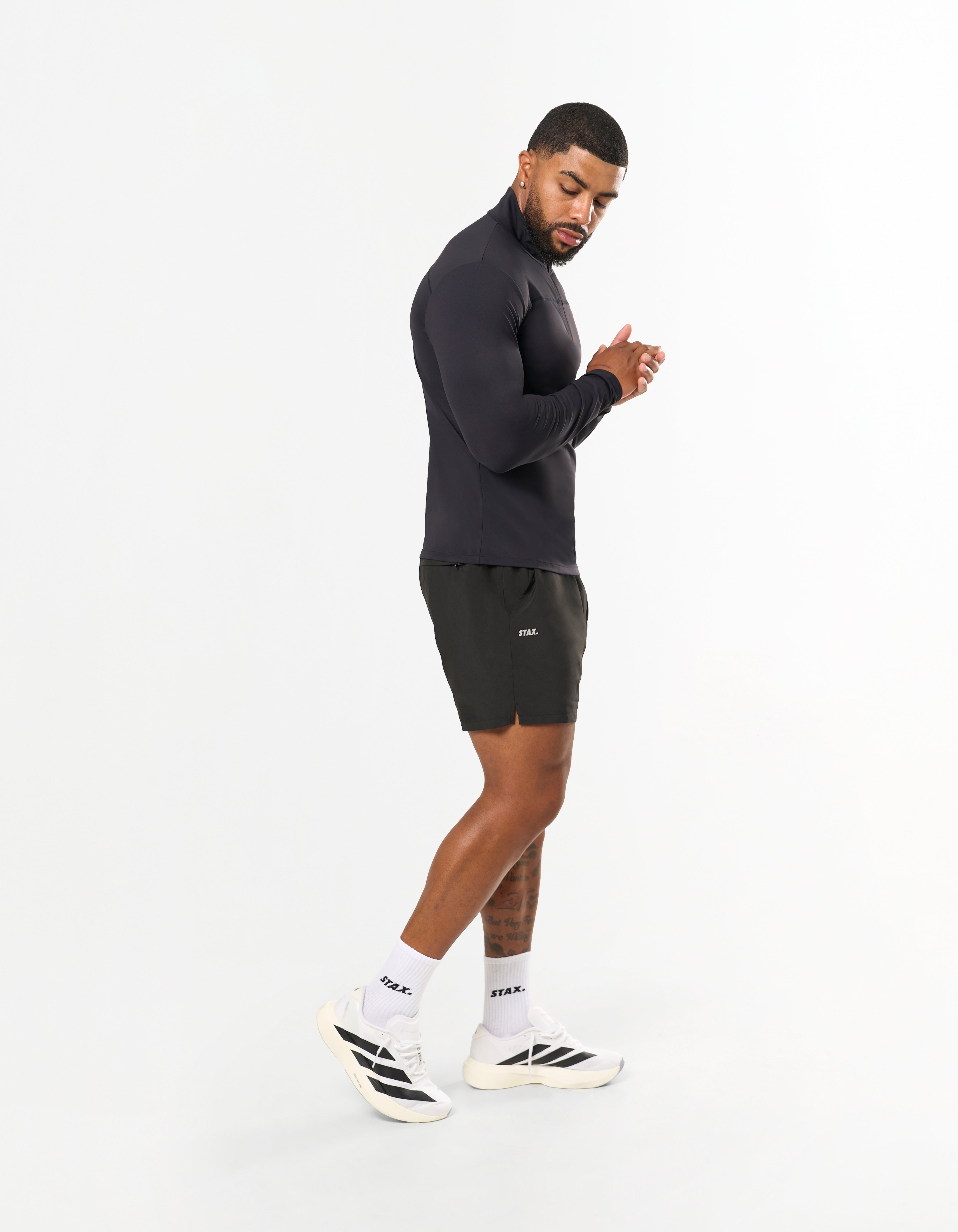 Dymo Zip Up - Black
