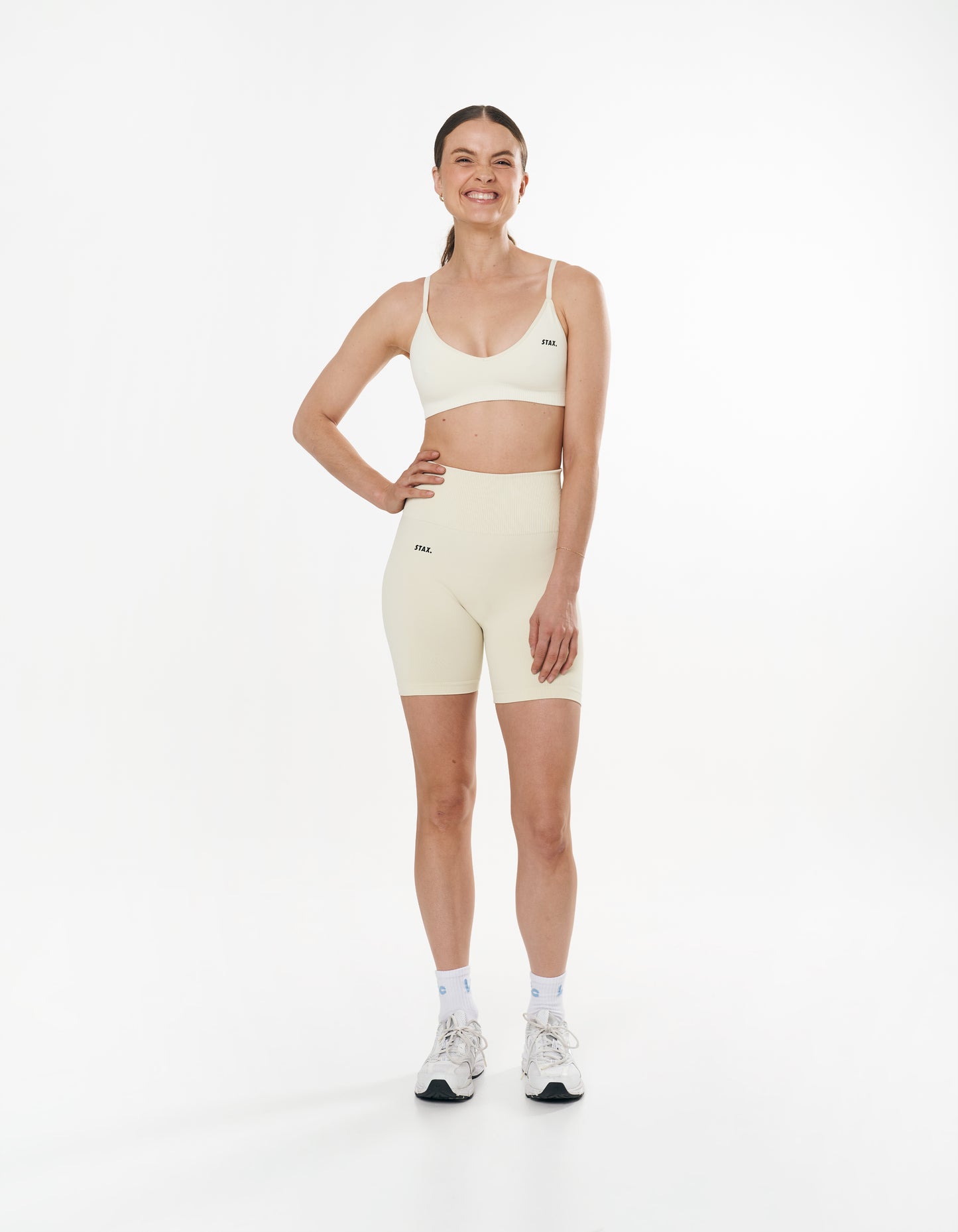 Seamless Kic Midi Bike Shorts - Cream