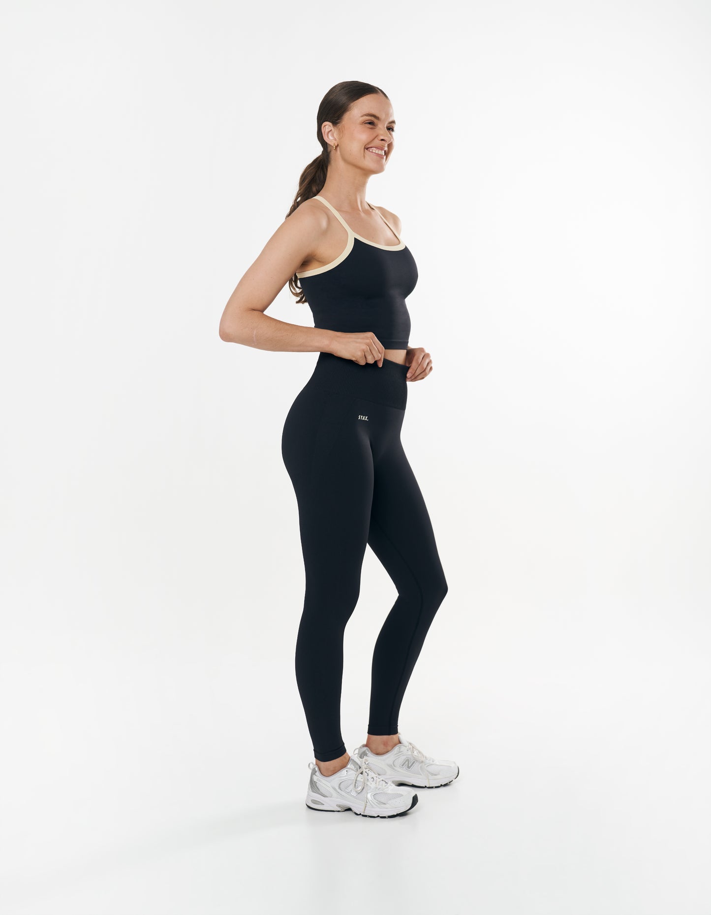 Seamless Kic Cropped Tank - Astro/Cream