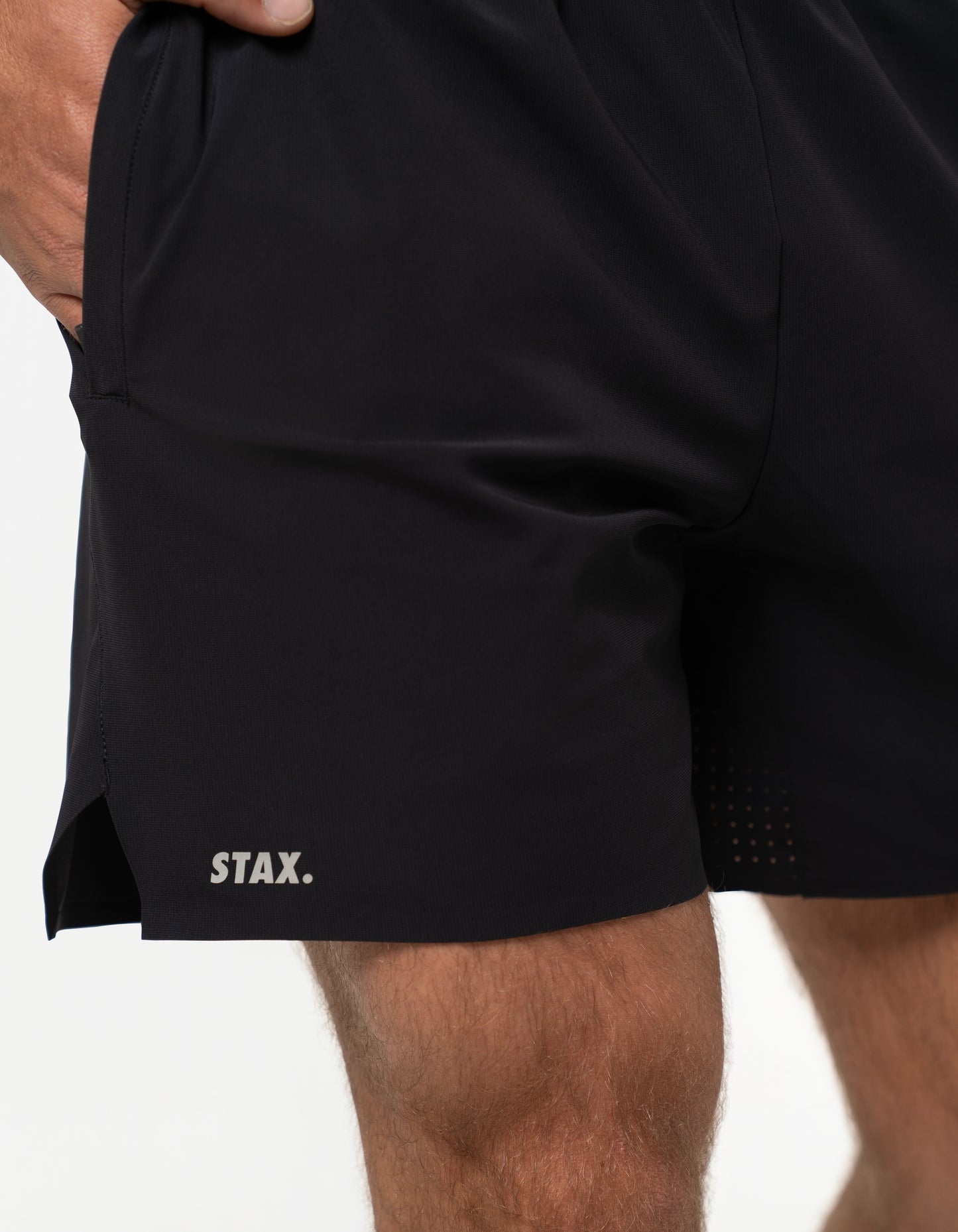 Dymo Tec Shorts - Black