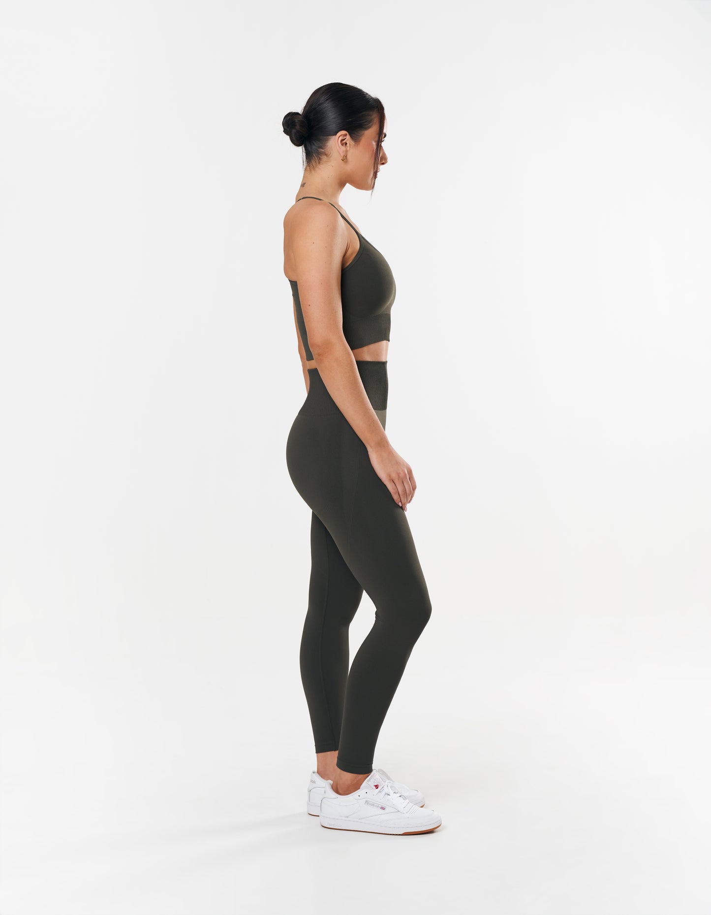 Premium Seamless Strappy Crop - Dovetail