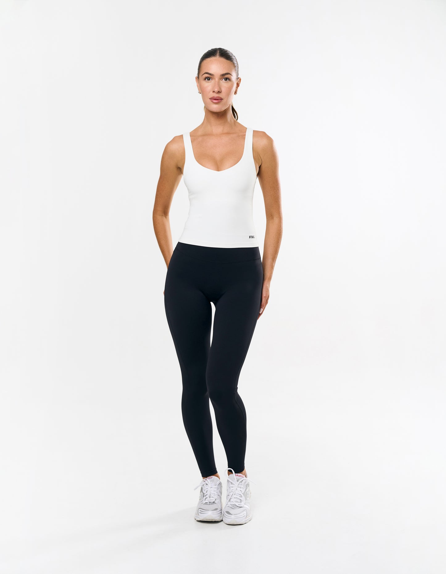 V Front Tank Airlyte - White