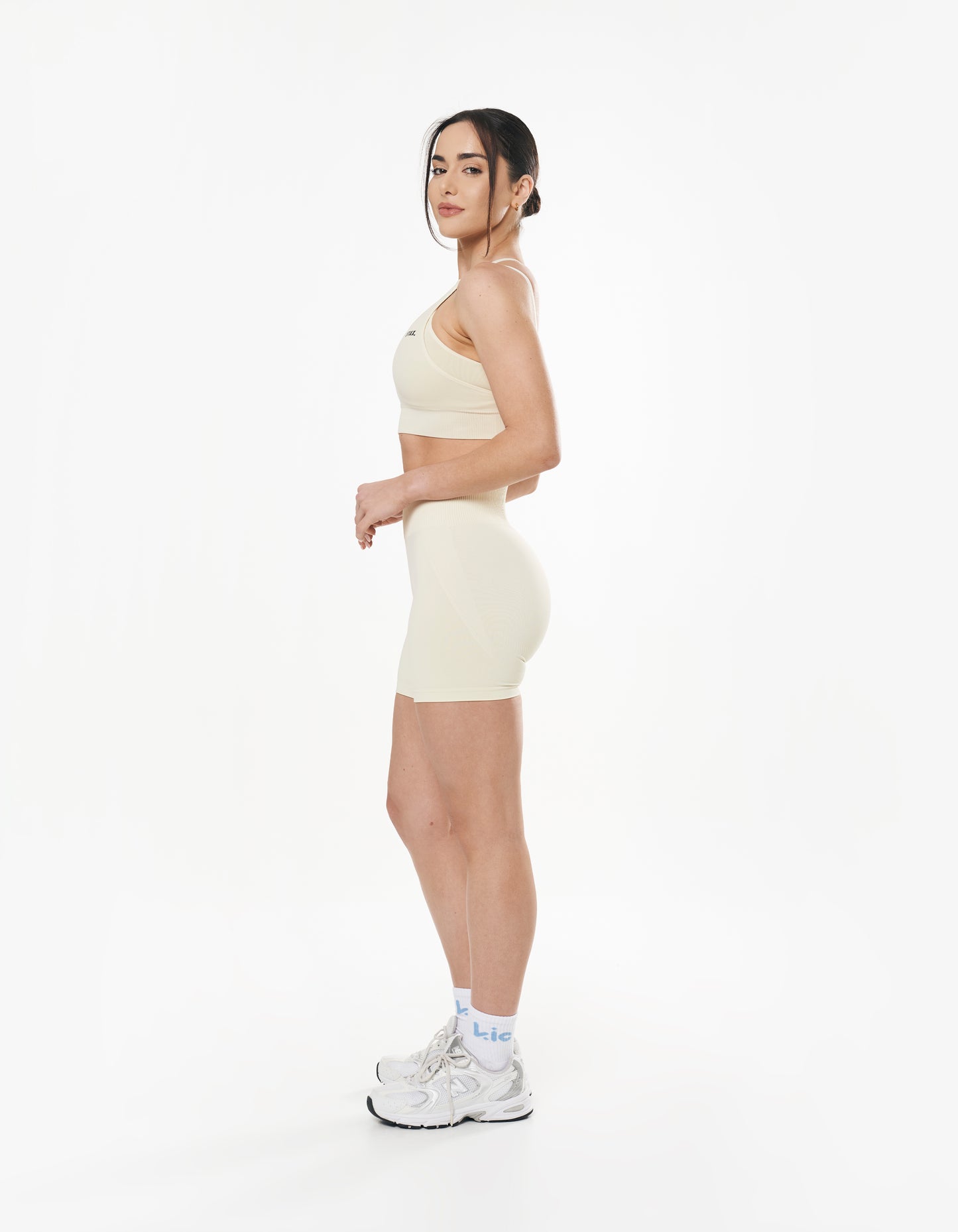 Seamless Kic Layered Crop - Cream