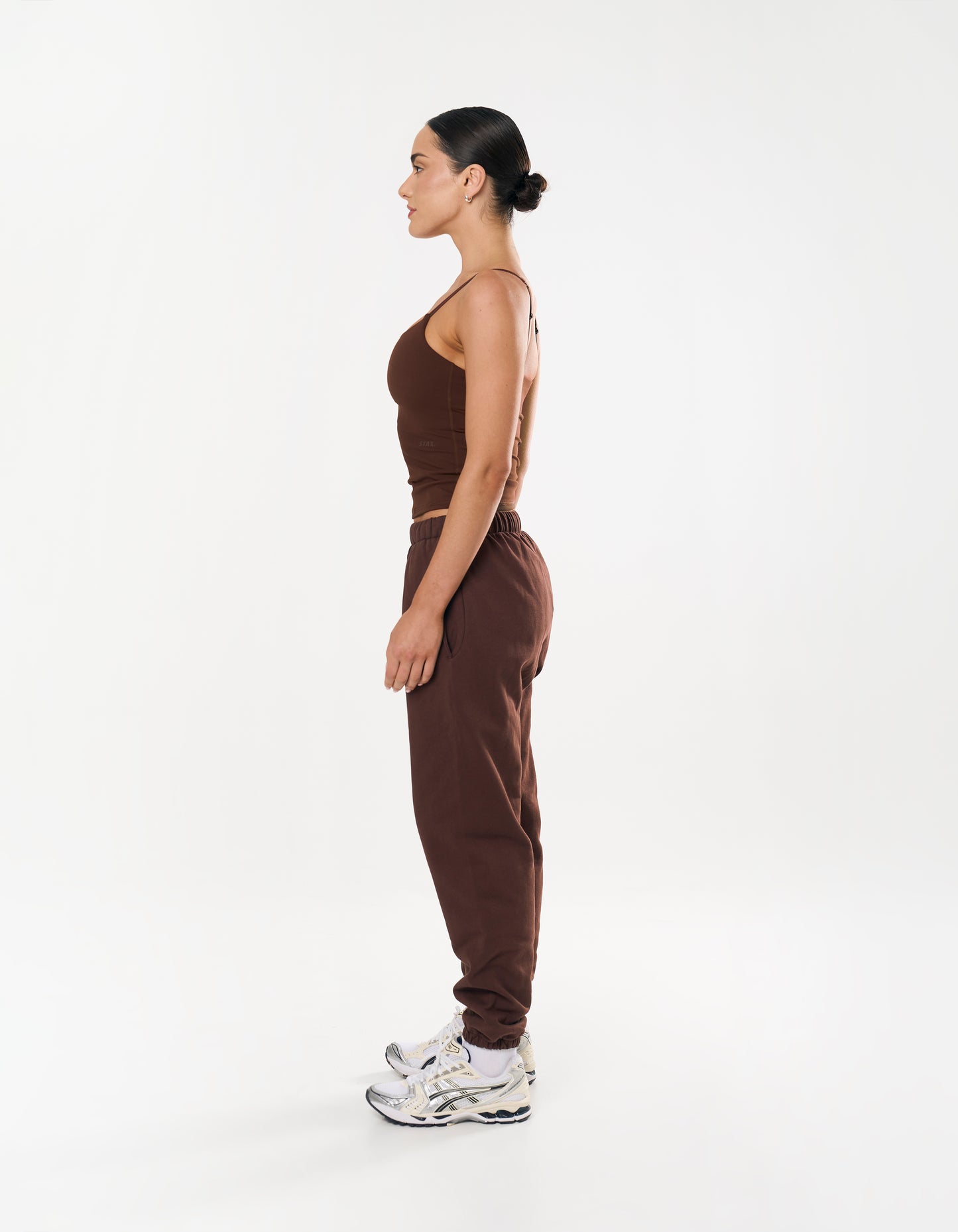 Essential Cuffed Jogger - Chocolate