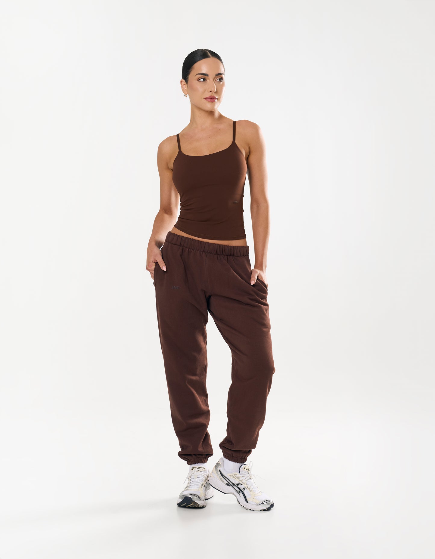 Essential Cuffed Jogger - Chocolate