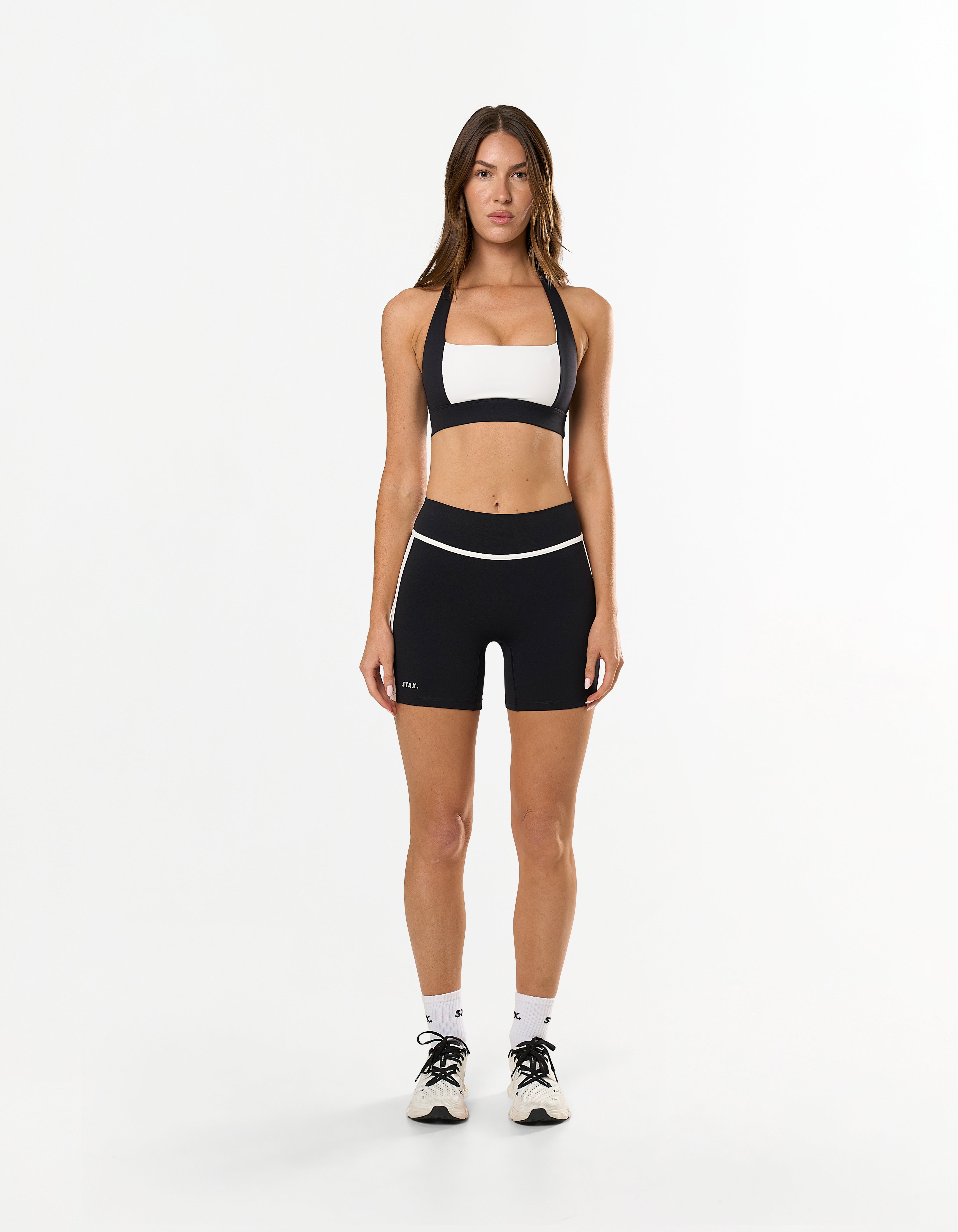 Panel Halter Sports Bra Airlyte - Black