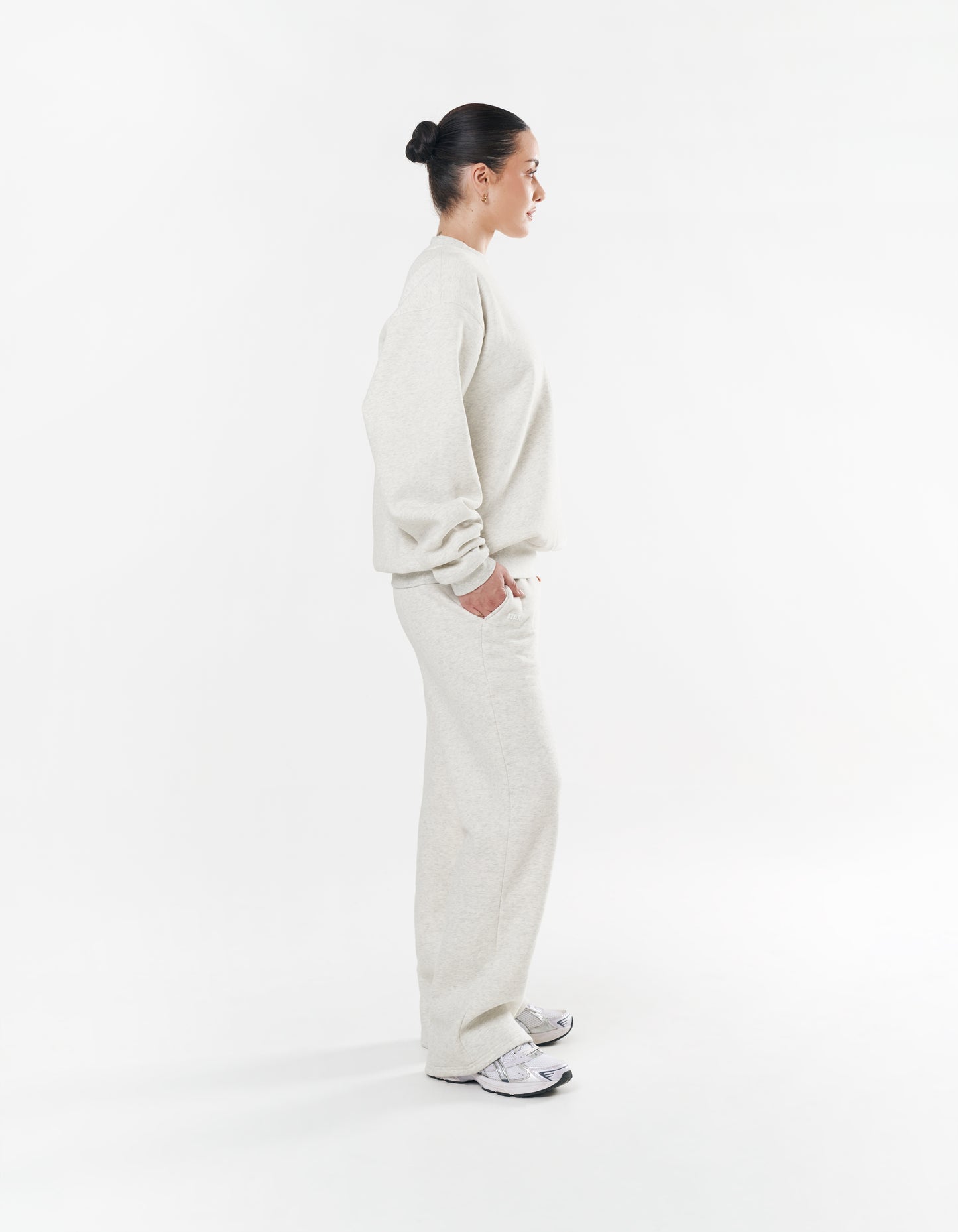 Classic Crew - Light Grey Marle