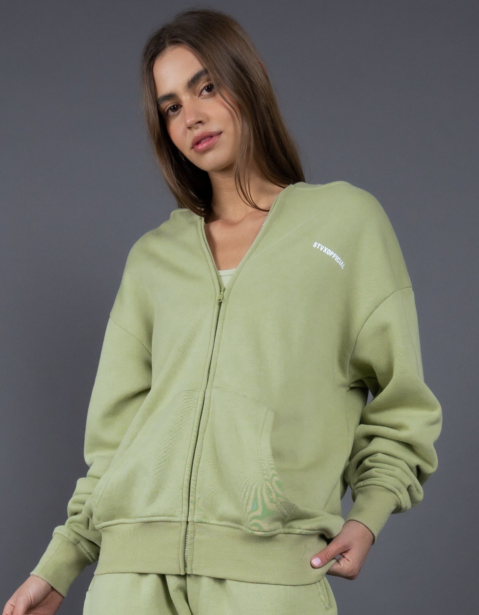 w22-zip-hoodie-tera-green